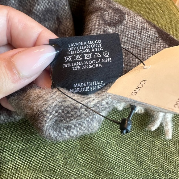 Gucci Jaquard Wool and Angora Scarf Brown/Gray EUC - Picture 4 of 4